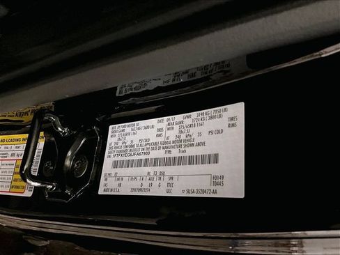 Used 2018 Ford F150 Lariat w/ Equipment Group 502A Luxury AWD/4WD image 33