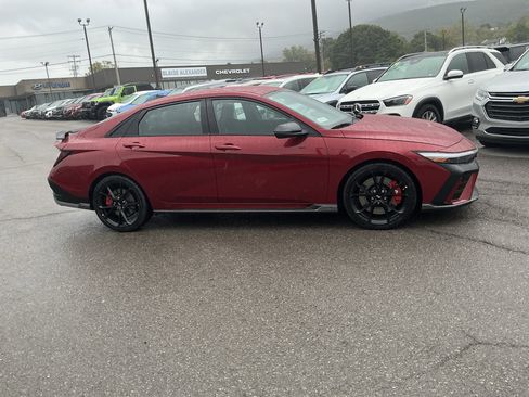 New 2025 Hyundai Elantra N image 2