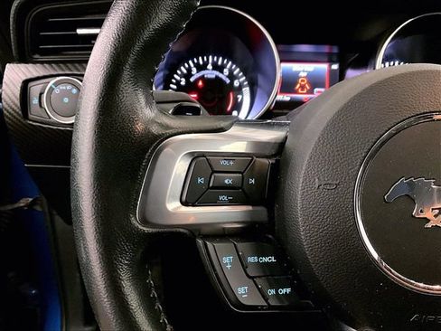 Certified 2020 Ford Mustang Coupe RWD image 17
