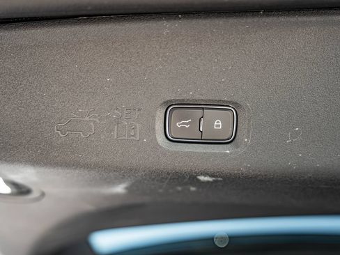 Used 2025 Ford Expedition Max Platinum w/ Stealth Appearance Package AWD/4WD image 47