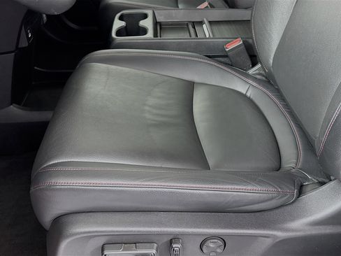 Certified 2023 Honda Odyssey Sport image 18