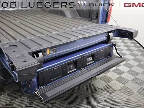 Used 2024 GMC Sierra 2500 Denali Ultimate image 8