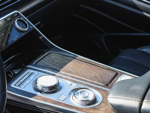 Used 2023 Genesis GV80 2.5T image 19