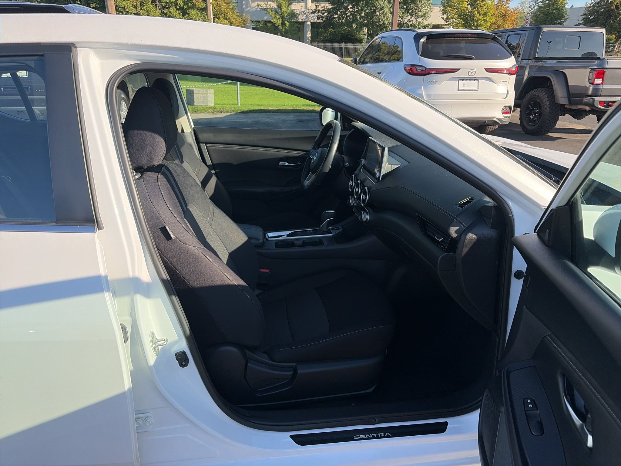 Used 2024 Nissan Sentra SV w/ All-Weather Package FWD image 18