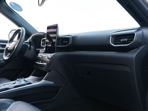 Used 2020 Ford Explorer ST w/ ST Street Pack image 29