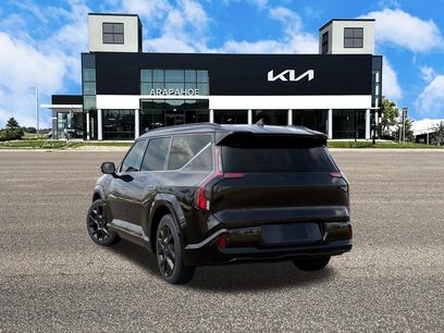 New 2026 Kia EV9 Land w/ Nightfall Edition Package