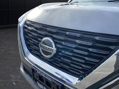 Used 2021 Nissan Rogue SV image 37