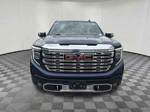 Used 2023 GMC Sierra 1500 Denali w/ Technology Package AWD/4WD image 14