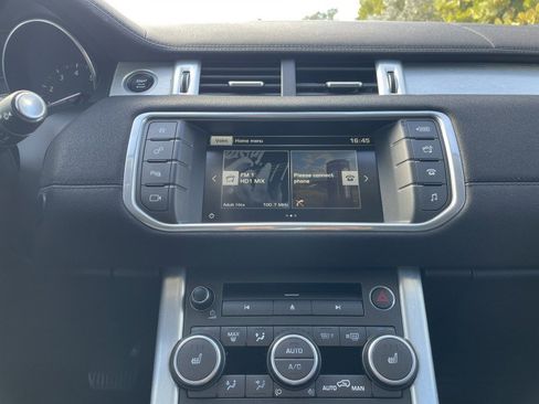 Used 2016 Land Rover Range Rover Evoque SE image 17