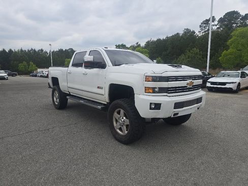 Used 2018 Chevrolet Silverado 2500 LTZ w/ Duramax Plus Package AWD/4WD image 7
