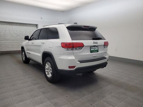 Used 2018 Jeep Grand Cherokee Laredo RWD image 5