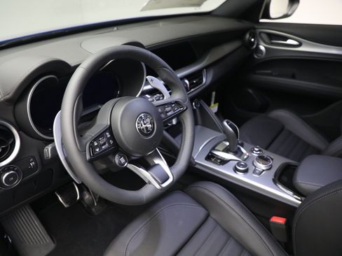 New 2026 Alfa Romeo Stelvio Sprint AWD/4WD image 23
