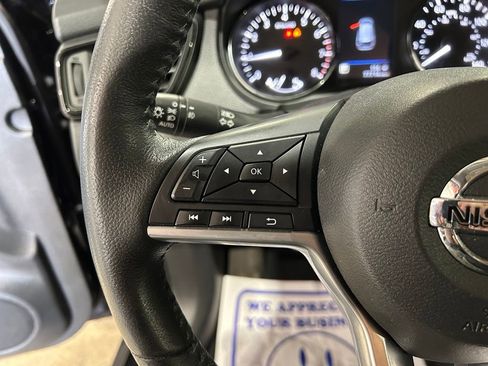 Used 2019 Nissan Rogue SL AWD/4WD image 28