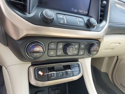 Used 2020 GMC Acadia Denali w/ LPO, Floor Liner Package FWD image 22