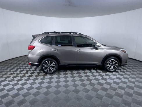 Used 2022 Subaru Forester Limited w/ Popular Package #2 image 9