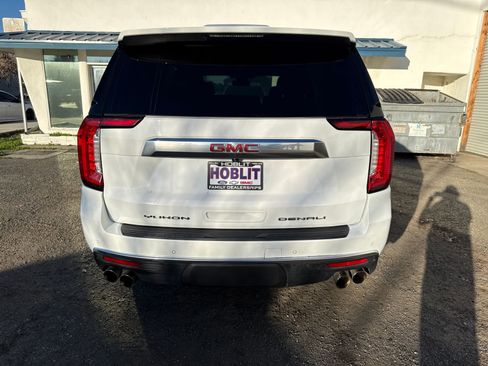 Used 2023 GMC Yukon Denali image 4