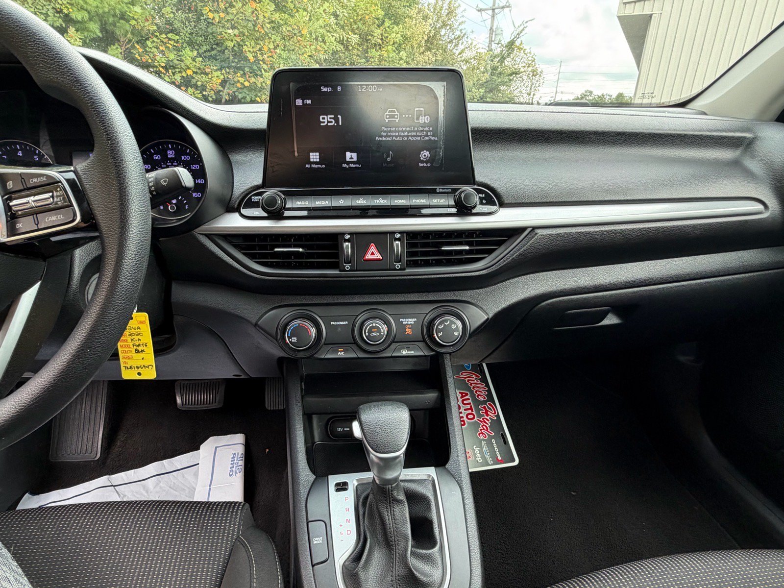 Used 2020 Kia Forte LXS FWD image 34