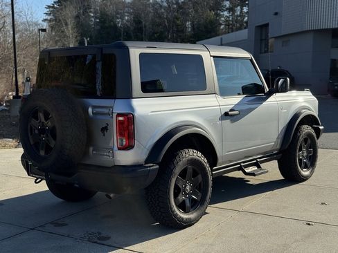 Used 2024 Ford Bronco Black Diamond image 11