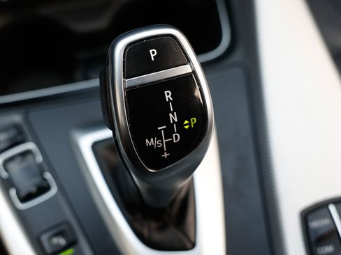 Used 2018 BMW 430i Convertible RWD image 43