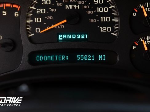 Used 2004 Chevrolet Silverado 2500 LS w/ Skid Plate Package image 27