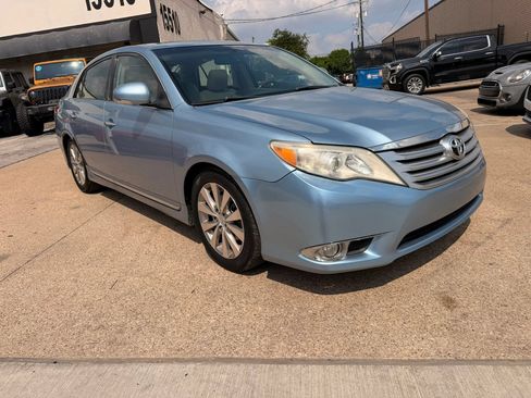 Used 2012 Toyota Avalon Limited FWD image 7