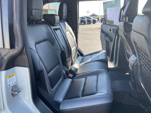 Used 2024 Ford Bronco Black Diamond AWD/4WD image 14