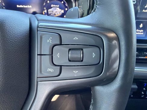 Used 2026 Chevrolet Silverado 1500 High Country AWD/4WD image 19