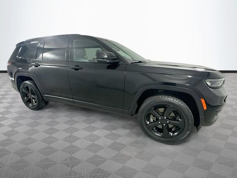 Certified 2024 Jeep Grand Cherokee L Altitude AWD/4WD image 8