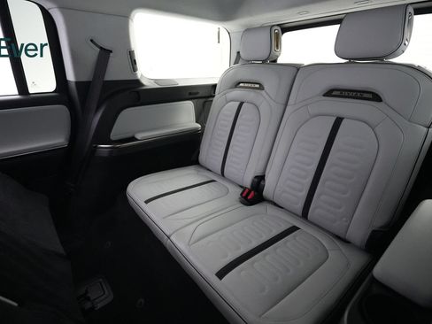 Used 2024 Rivian R1S Adventure AWD/4WD image 25