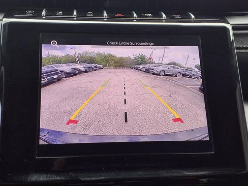 Used 2025 Jeep Grand Cherokee Altitude image 4