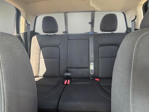 Used 2016 Chevrolet Colorado LT w/ LT Convenience Package image 12