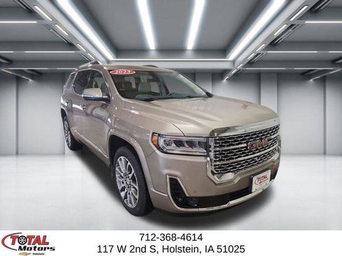 Used 2023 GMC Acadia Denali w/ Denali Technology Package AWD/4WD image 2