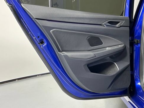Used 2022 Volkswagen Golf R AWD/4WD image 14