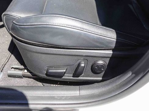 Used 2022 Kia Stinger GT1 RWD image 22