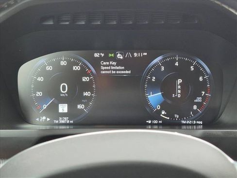 Used 2021 Volvo XC90 T5 R-Design AWD/4WD image 8