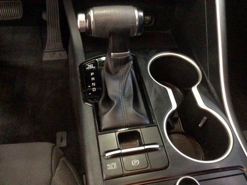 Used 2021 Kia K5 LXS image 22