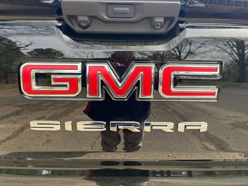 Used 2025 GMC Sierra 1500 Pro w/ Graphite Edition image 28