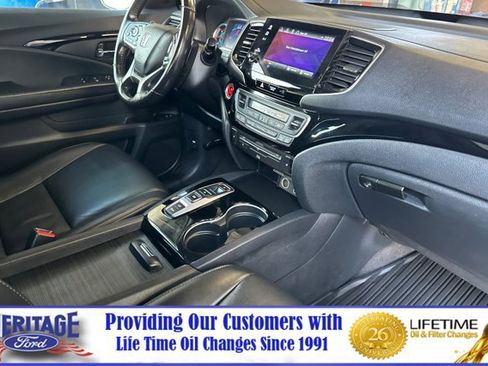 Used 2022 Honda Pilot Touring image 18