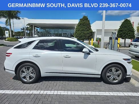 Used 2022 Genesis GV70 3.5T Sport w/ Sport Advanced Package AWD/4WD image 7