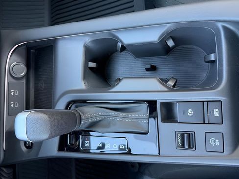 New 2026 Nissan Sentra SV w/ SV Convenience Package FWD image 21