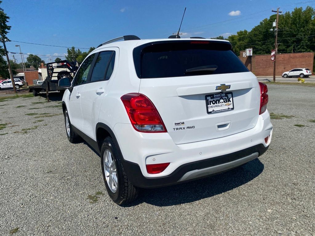 Used 2022 Chevrolet Trax LT w/ Driver Confidence Package AWD/4WD image 5