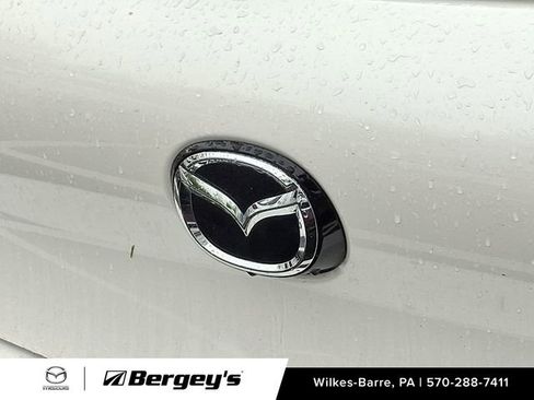 Certified 2023 MAZDA MAZDA3 s AWD/4WD image 11