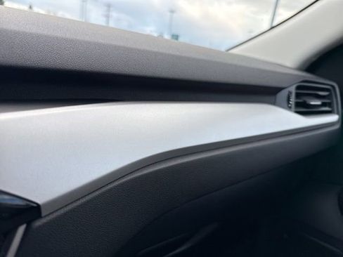 Used 2022 Ford Escape SE image 35