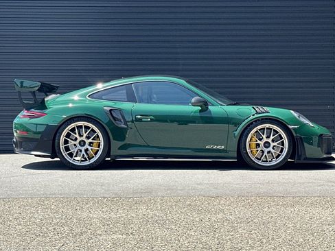 Certified 2018 Porsche 911 GT2 RS RWD image 9