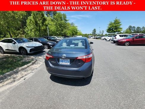 Used 2016 Toyota Corolla LE FWD image 10