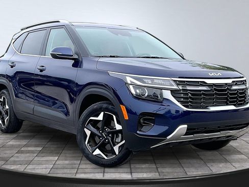 Used 2024 Kia Seltos EX AWD/4WD image 10