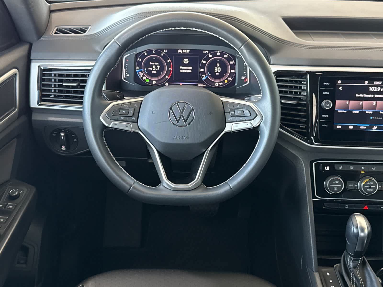 Used 2023 Volkswagen Atlas Cross Sport SE FWD image 15