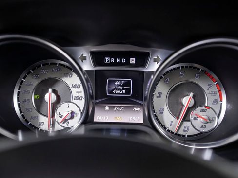 Used 2013 Mercedes-Benz SL 550 image 25