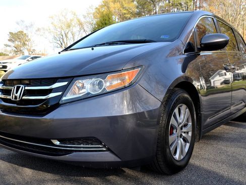 Used 2015 Honda Odyssey EX image 2