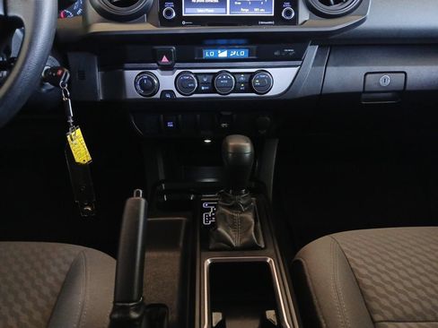 Used 2023 Toyota Tacoma SR AWD/4WD image 11